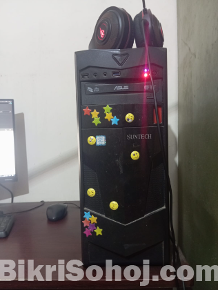 Intel i5 (8th gen), Graphics Card & Monitor